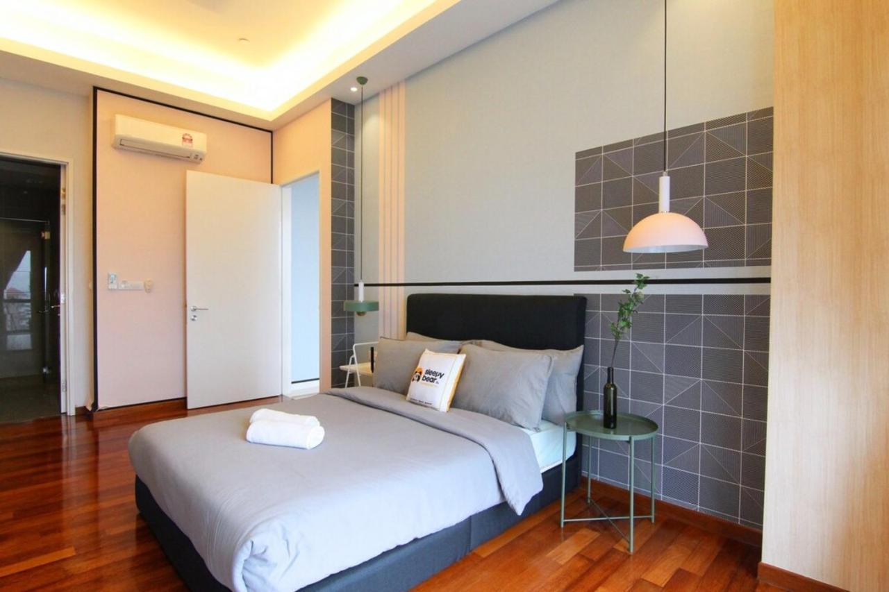 The Azure Residences Kampong Baharu Sungai Way Extérieur photo